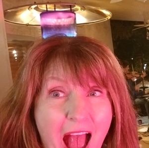 Meet your Posher, Heidi